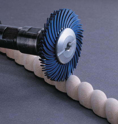 Brosse abrasive résine (Bristle) 3M™ Scotch-Brite™ BB-ZB