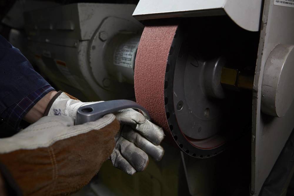 Bande abrasive support toile 3M™ Cubitron™ II 784F